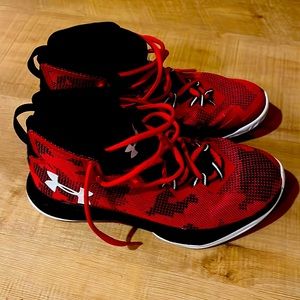 Basketball ShoesYouth Size 5